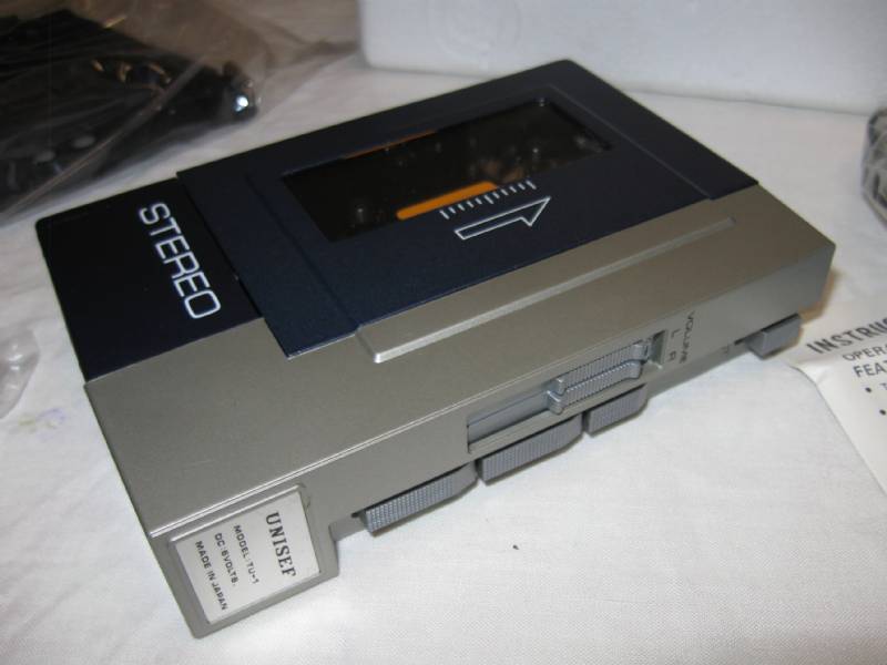 Walkman Unisef: Z - 2 / Radio Y Cassette / Vrar Cd | Cuotas sin interés